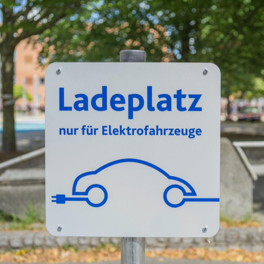 Ferienwohnung Rugiana, Groß Schoritz Rügen, Elektroauto, e-Auto, Ladestation, Wallbox, Typ 2, 11 kW, laden